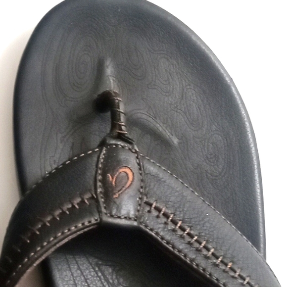 Olukai mens flip flops real leather size 12 - Picture 2 of 3